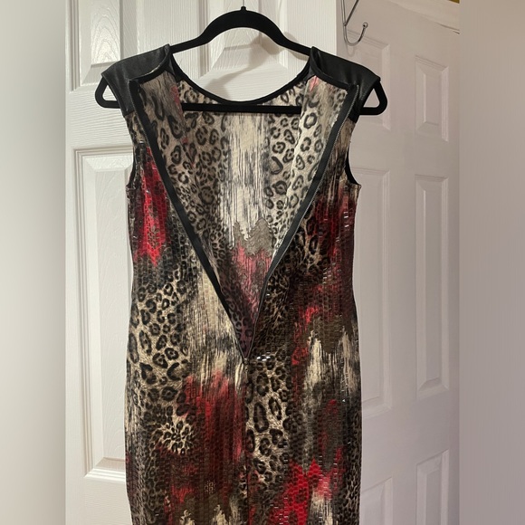 Animal Print Bodycon Dress - Picture 3 of 8
